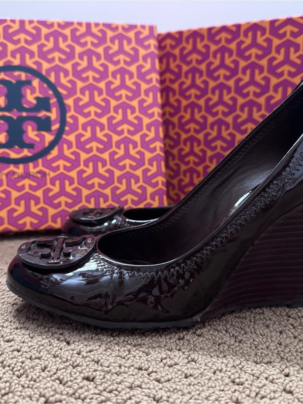 Tory Burch Women's Patent Leather Wedge Pumps in Dark Brown